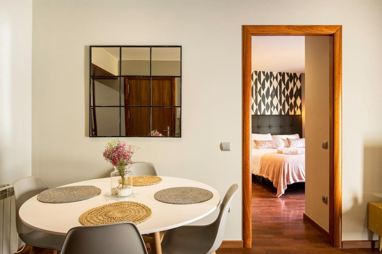 Up Rooms Banyoles Bagian luar foto